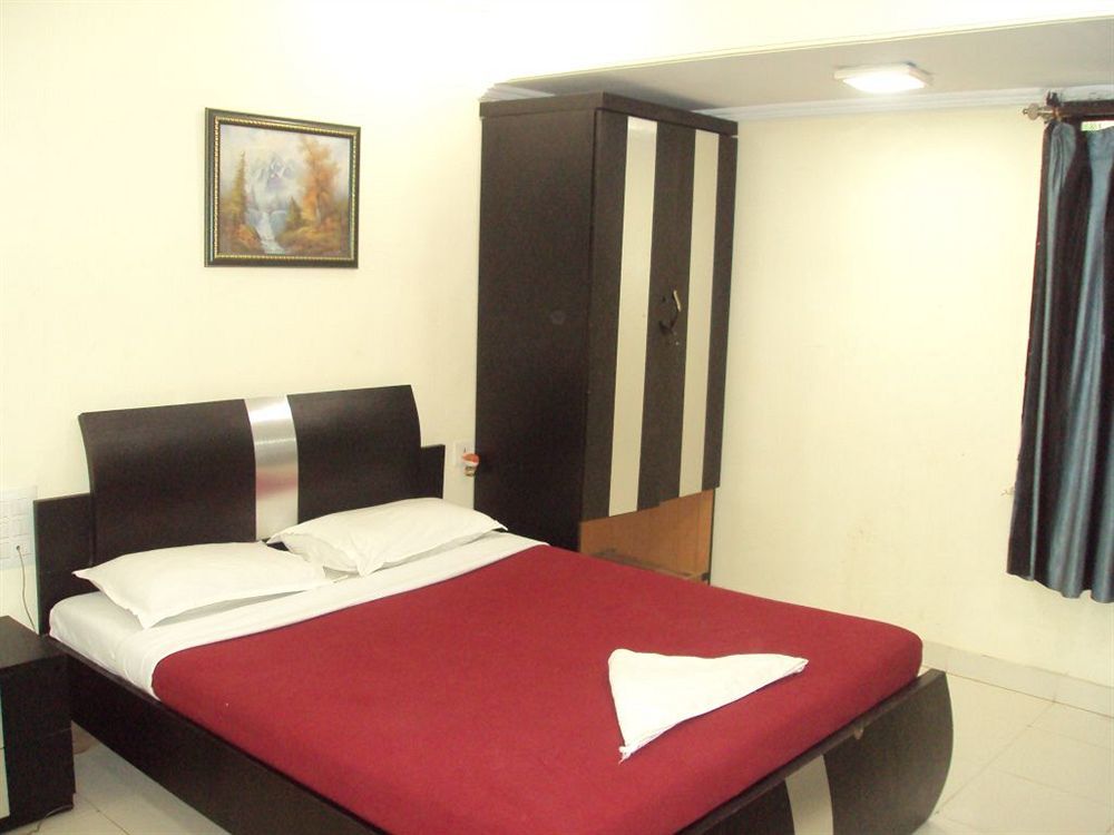 Hotel Sea Sands Mumbai Exterior photo